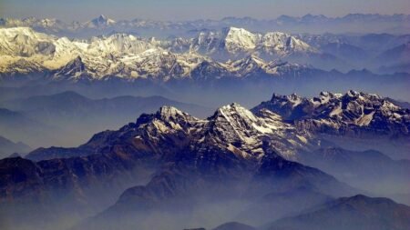 Climate Change : सर्दियों में भी तप रहा उत्तराखंड का हिमालय