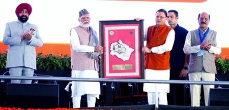 उत्तराखंड रजत जयंती : पीएम मोदी ने कहा-अद्भुत विकास यात्रा, खींच गए स्वर्णिम लकीर
