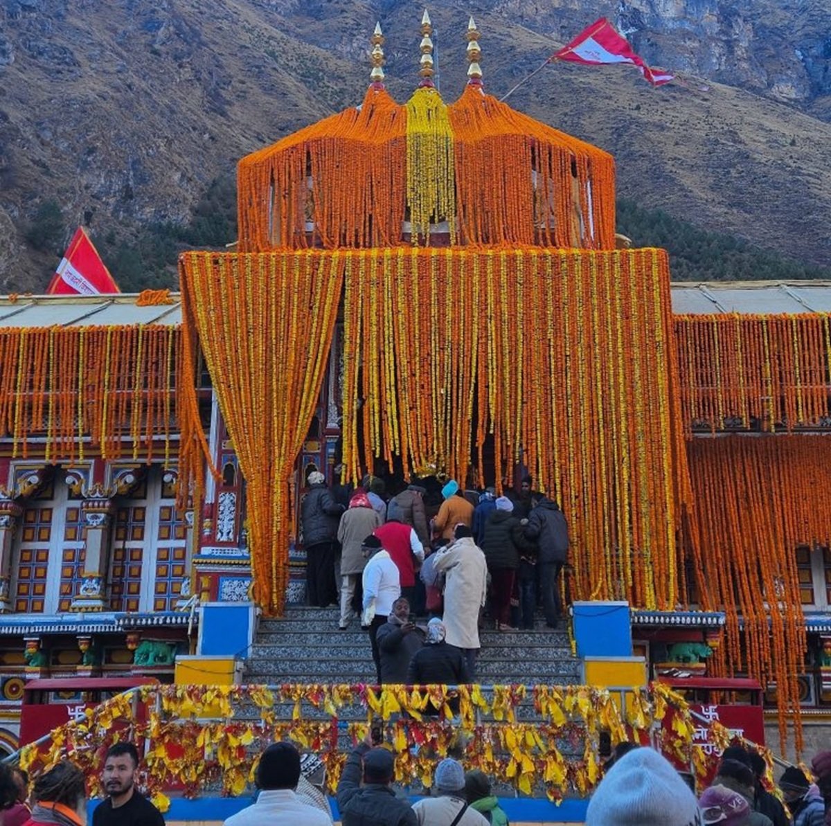 शीतकालीन यात्रा : सिंहद्वार के आगे मोबाइल ले जाने पर पूर्ण प्रतिबंध