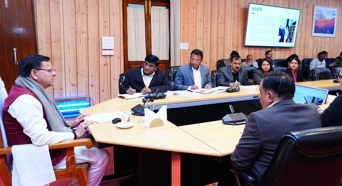 पांच तारीख तक हर हाल में मिल जाए पेंशन : सीएम धामी