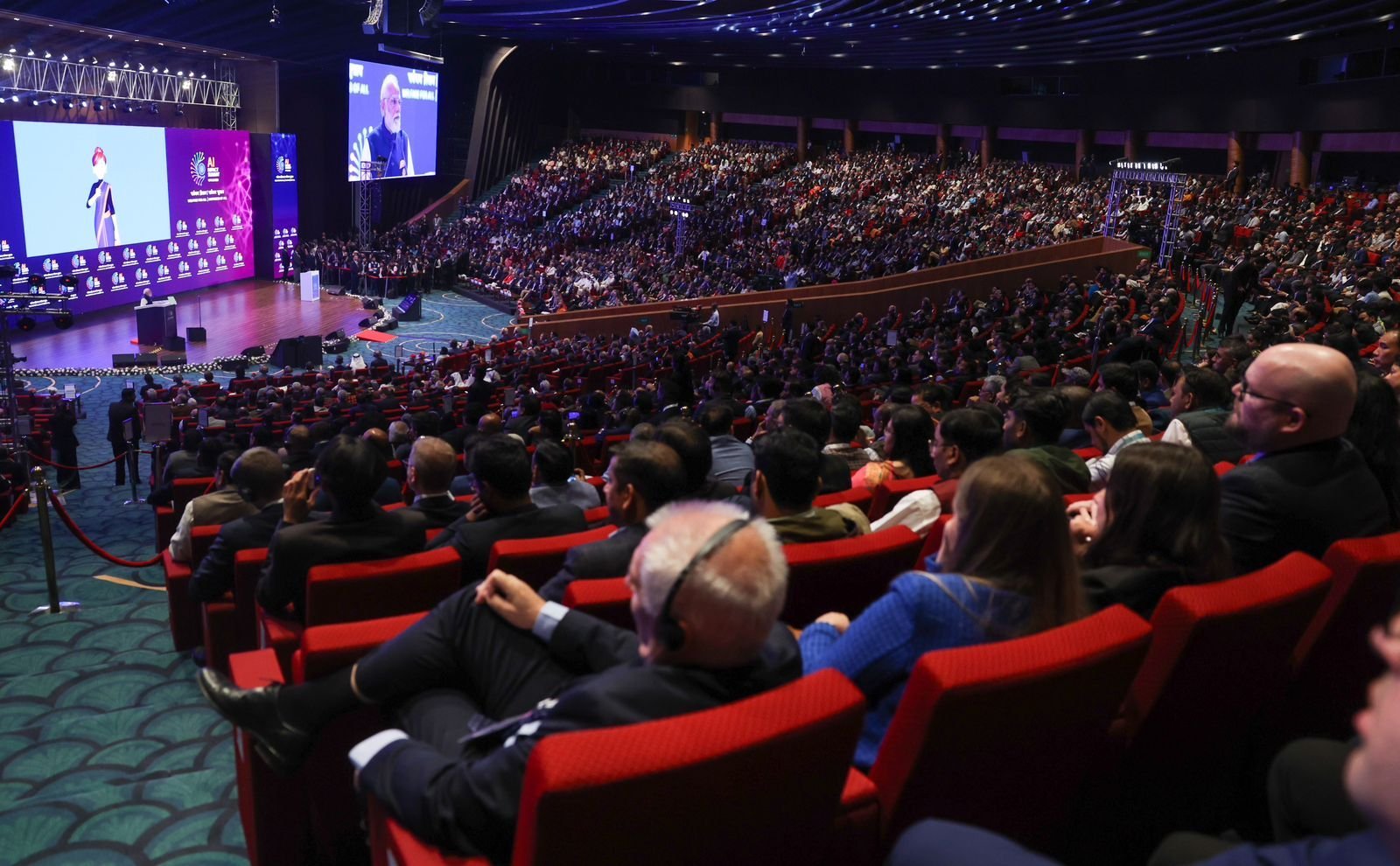 AI IMPACT SUMMIT : पीएम मोदी ने वैश्विक निवेश का दिया न्योता, अंबानी ने कहा-जिओ की तरह AI को भी करेंगे सस्ता