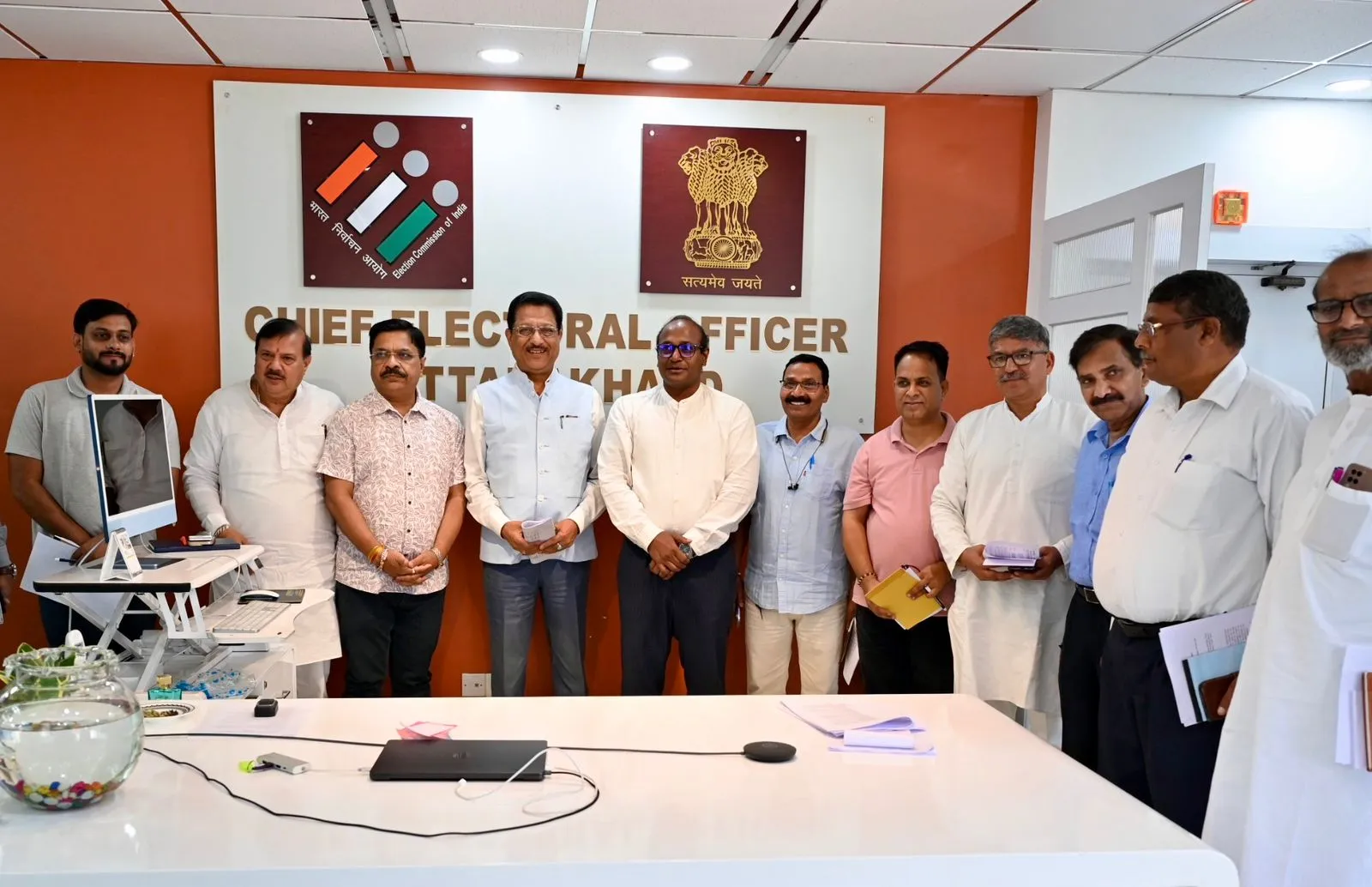 मुख्य निर्वाचन अधिकारी ने SIR को लेकर राजनीतिक दलों संग की बैठक