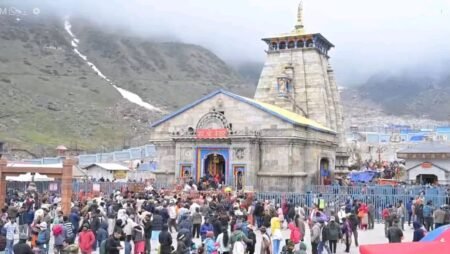 चारधाम यात्रा 2026 : एक महीने में साढ़े सात लाख श्रद्धालु पहुंचे केदारनाथ